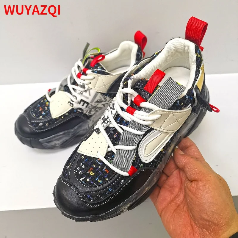 Новые кожаные кроссовки WUYAZQI, Женская цветная дышащая обувь на толстой подошве, модная спортивная женская повседневная обувь Q
Новые кожаные кроссовки WUYAZQI, Женская цветная дышащая обувь на толстой подошве, модная спортивная женская повседневная обувь Q