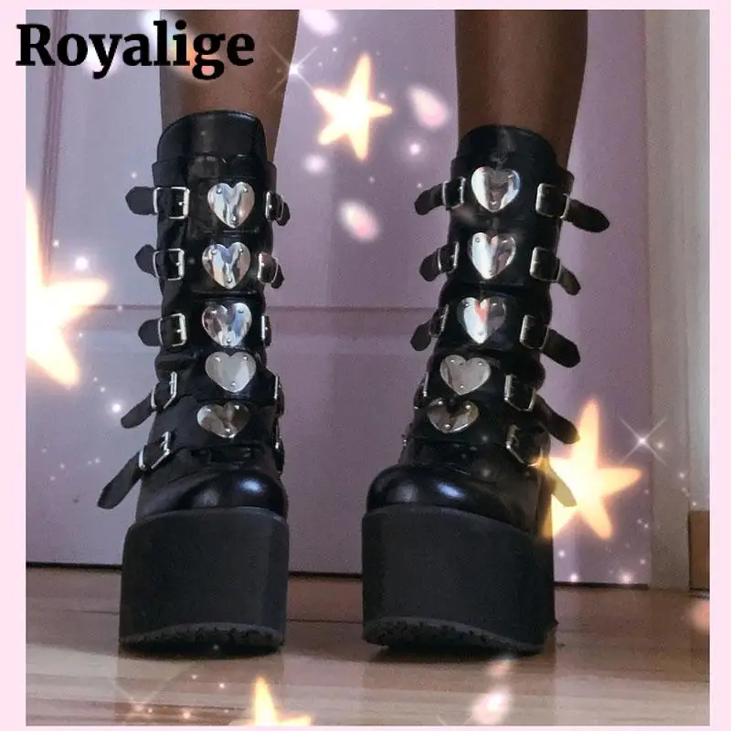 Women's Mid Calf Platform Boots Gothic PU Leather Wedges Shoes For Women 2021 Biker Boots Heart Female Punk Buckle Footwear New
Women's Mid Calf Platform Boots Gothic PU Leather Wedges Shoes For Women 2021 Biker Boots Heart Female Punk Buckle Footwear New