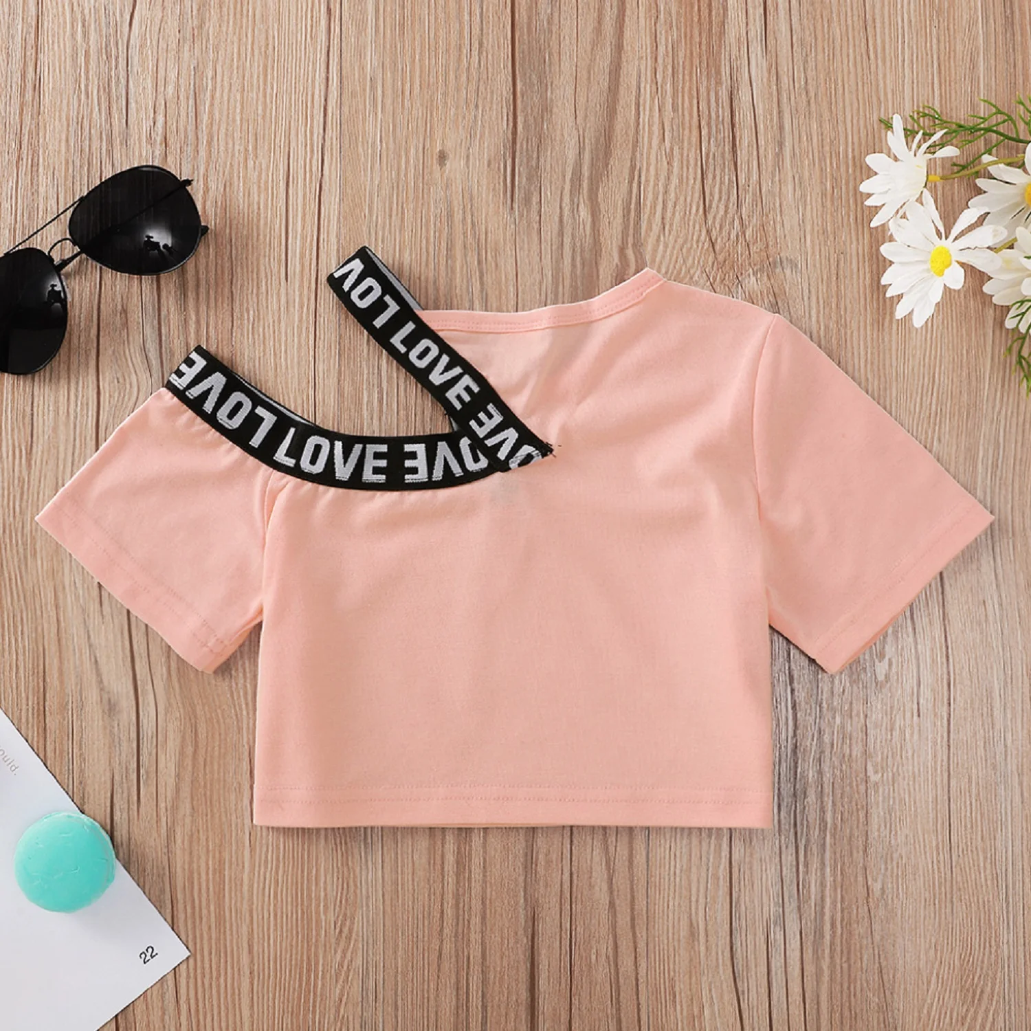 Girls 3T-8T Summer Casual Short-sleeved T-shirt Personality Letter Bands Off-shoulder Pullover Tops
Girls 3T-8T Summer Casual Short-sleeved T-shirt Personality Letter Bands Off-shoulder Pullover Tops