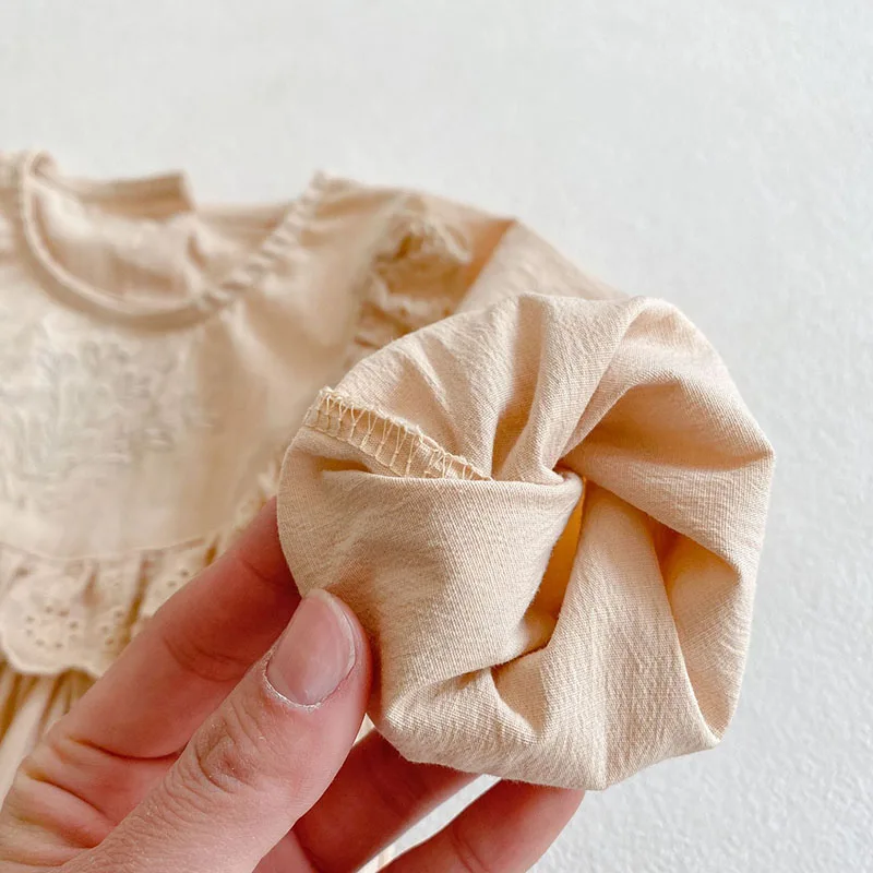 New 2021 Spring Autumn Infant Baby Boys Girls Embroider Rompers + Hat Clothing Kids Boy Girl Long Sleeve Rompers Clothes
New 2021 Spring Autumn Infant Baby Boys Girls Embroider Rompers + Hat Clothing Kids Boy Girl Long Sleeve Rompers Clothes