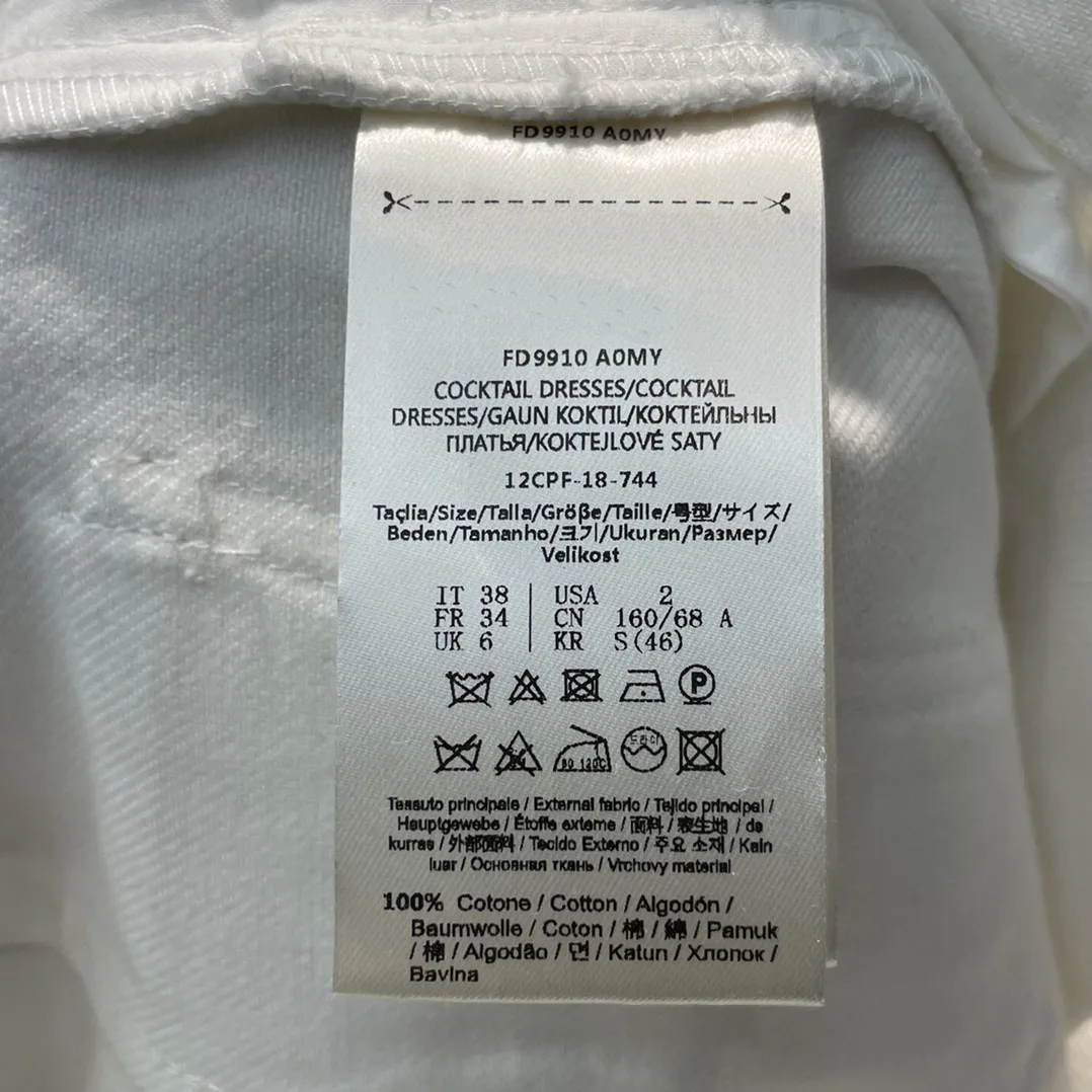 Fashion Wide Leg Jeans for Women Summer 2021 New High Quality Knee Length White Denim Pants Luxury Brand 3D Cut High Waist Jeans
Fashion Wide Leg Jeans for Women Summer 2021 New High Quality Knee Length White Denim Pants Luxury Brand 3D Cut High Waist Jeans
