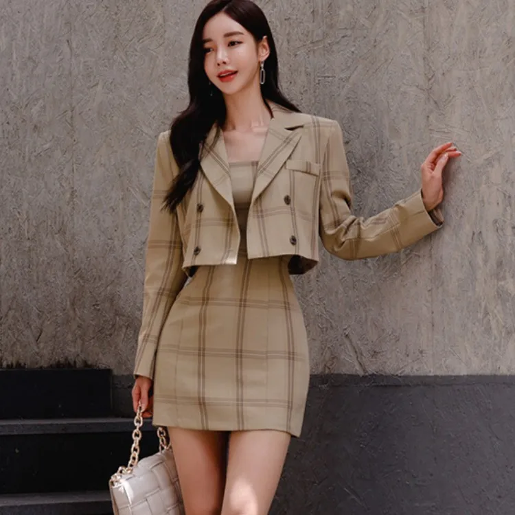 Autumn Formal Skirts Suits Women OL Two Piece Set Double-breasted Plaid Short Blazer Coat + Sexy Sling Bodycon Mini Dress Suit
Autumn Formal Skirts Suits Women OL Two Piece Set Double-breasted Plaid Short Blazer Coat + Sexy Sling Bodycon Mini Dress Suit
