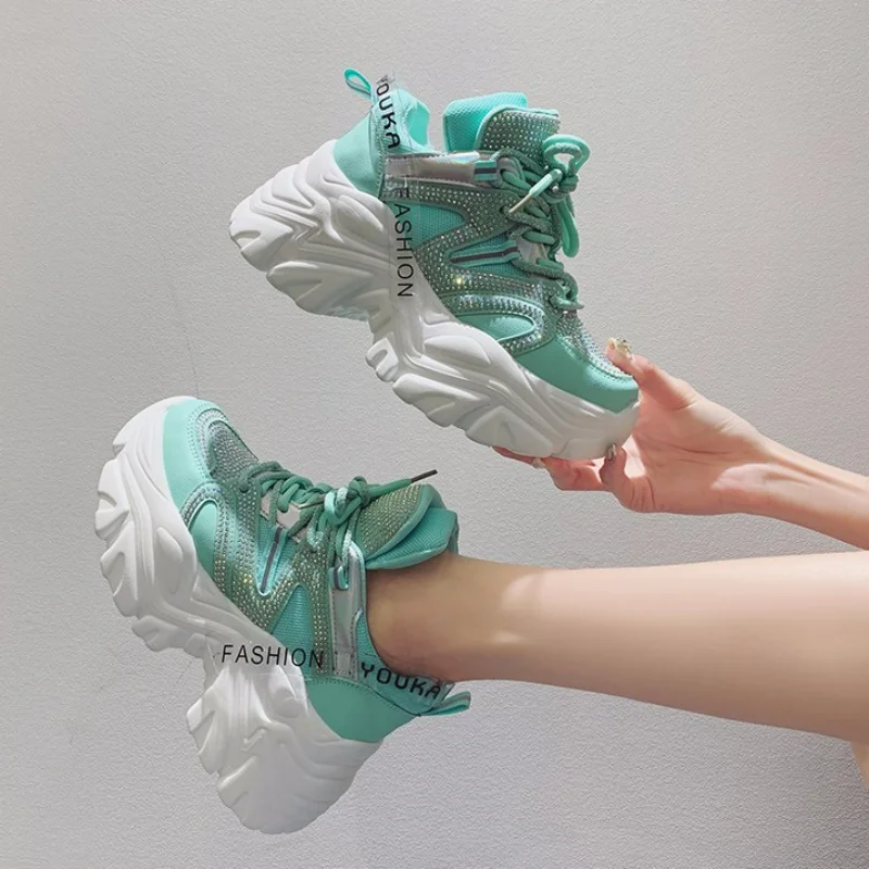 Женские массивные кроссовки, Белые Повседневные кроссовки на толстой вулканизированной подошве, дышащие, 2021
Женские массивные кроссовки, Белые Повседневные кроссовки на толстой вулканизированной подошве, дышащие, 2021