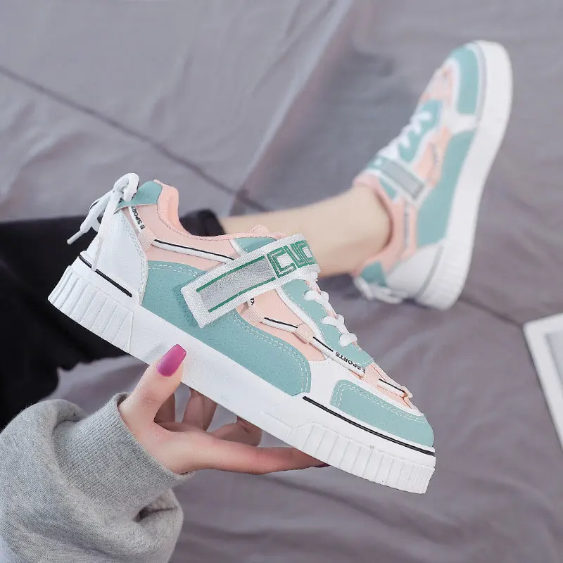 21 New all-match Board Shoes Women's Flat Bottom Running Casual White Shoes Heel Lace Decoration Velcro Student Vulcanized Shoes
21 New all-match Board Shoes Women's Flat Bottom Running Casual White Shoes Heel Lace Decoration Velcro Student Vulcanized Shoes