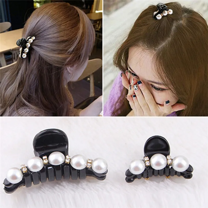 1 PC Hair Claw 2 Size Imitation Pearl Hairpins Hair Clip Hair Crab Plastic Hair Claws For Women 3.8 cm*1.7 cm
1 PC Hair Claw 2 Size Imitation Pearl Hairpins Hair Clip Hair Crab Plastic Hair Claws For Women 3.8 cm*1.7 cm