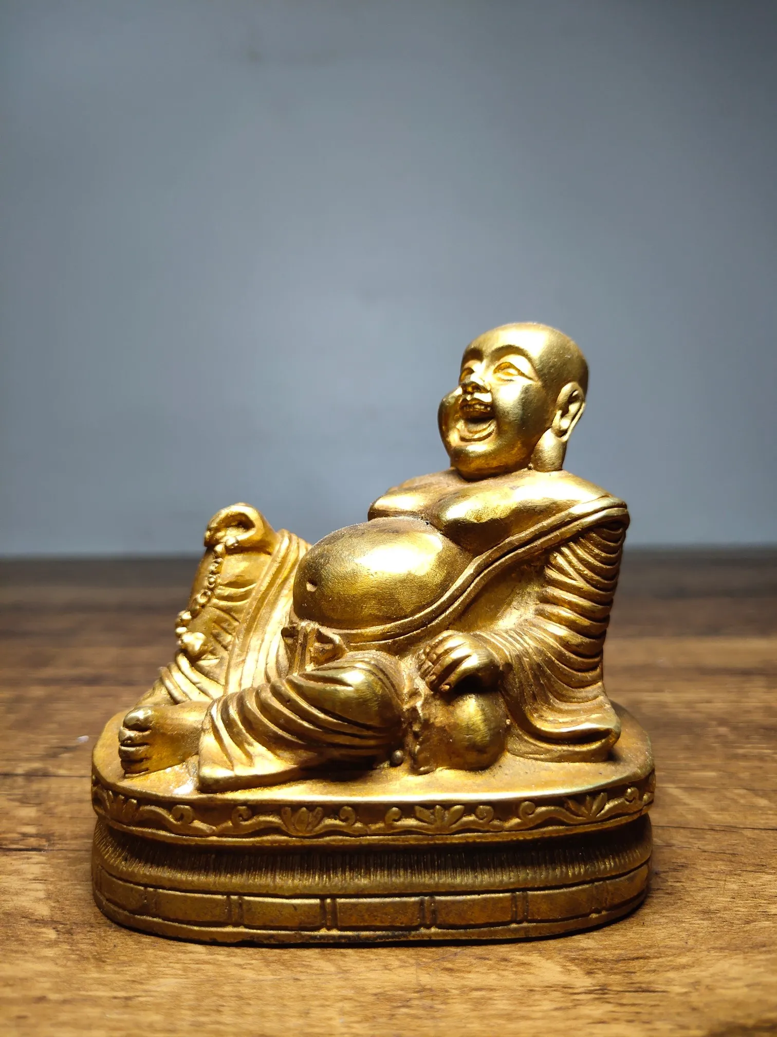 LaoJunLu An Old Tibetan Gilt Bronze Gilt Statue Imitation antique bronze masterpiece collection of solitary Chinese
LaoJunLu An Old Tibetan Gilt Bronze Gilt Statue Imitation antique bronze masterpiece collection of solitary Chinese