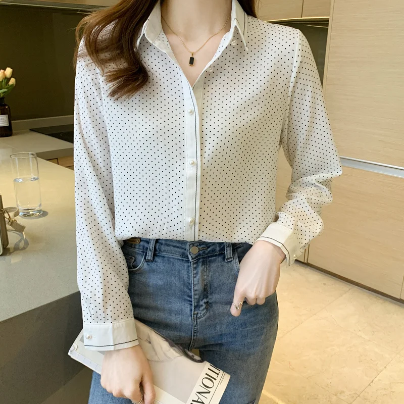 Style Autumn New Women's Clothes Lapel Chiffon Shirt Top Cardigan Shirt Bottoming Shirt
Style Autumn New Women's Clothes Lapel Chiffon Shirt Top Cardigan Shirt Bottoming Shirt
