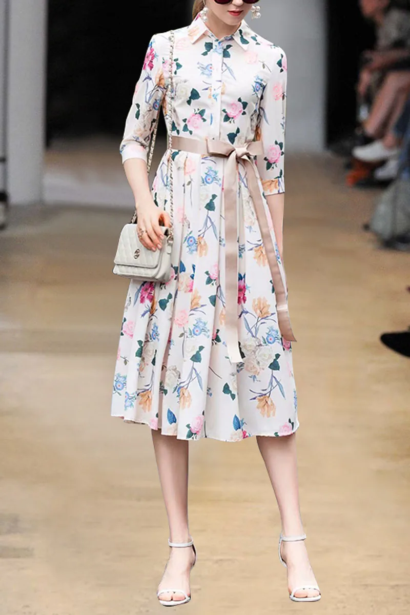 JCHB 2021 ladies' summer new Lapel small fresh print lace up slim Pleated Dress
JCHB 2021 ladies' summer new Lapel small fresh print lace up slim Pleated Dress