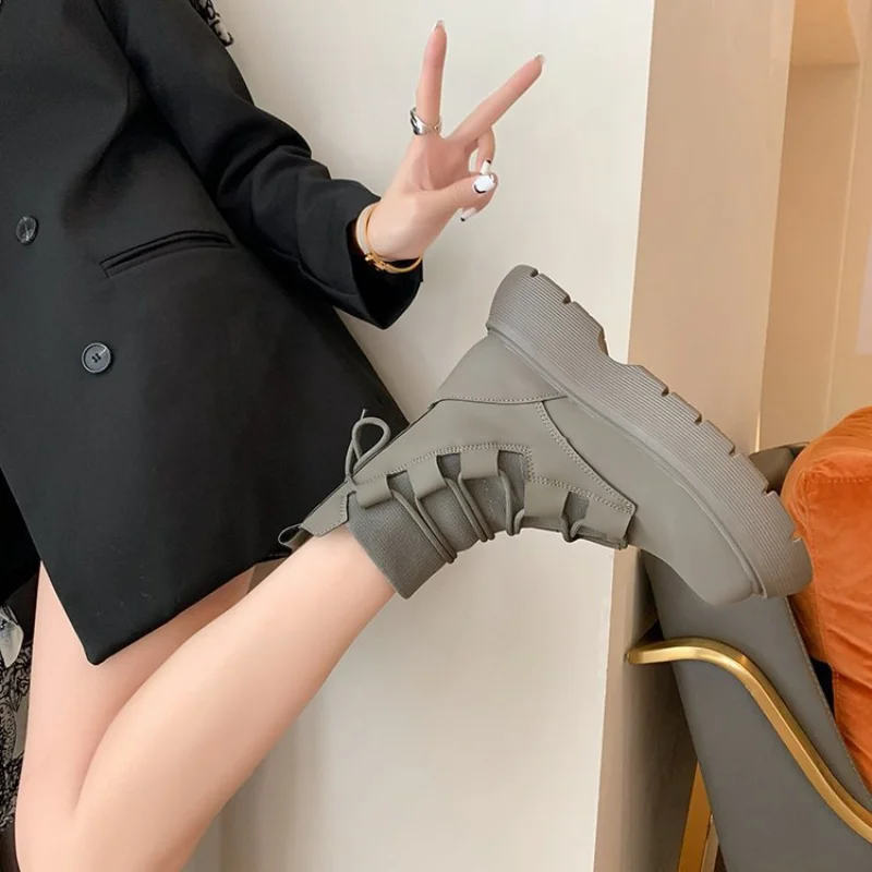 Women's Inner Heightening Boots New Lace-up Thick-soled Short Boots Spring and Autumn Single Boots Elastic Stockings Boots Women
Women's Inner Heightening Boots New Lace-up Thick-soled Short Boots Spring and Autumn Single Boots Elastic Stockings Boots Women