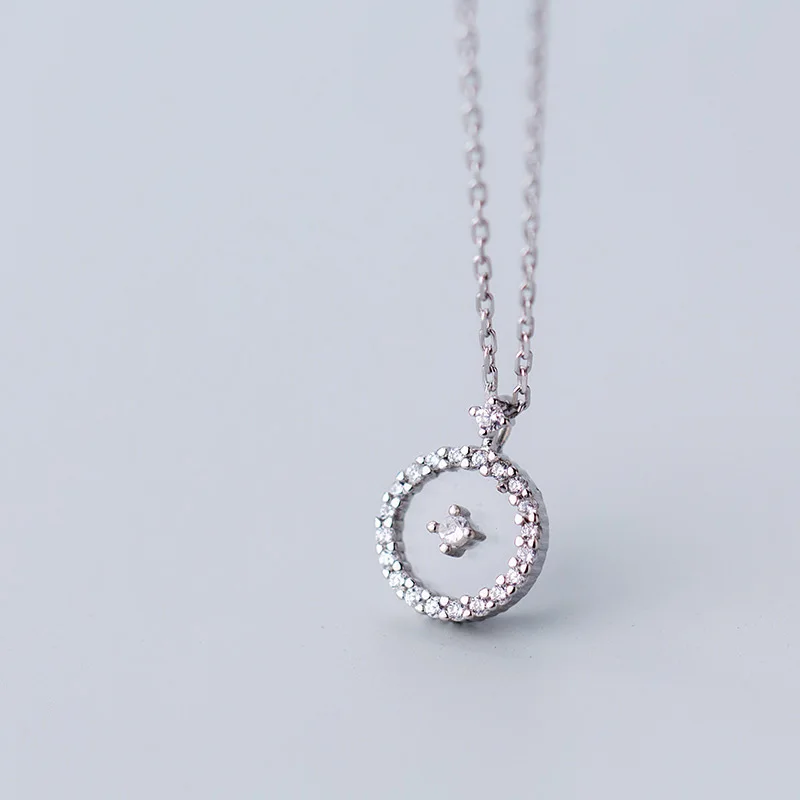 2019 New 925 Sterling Silver Austrian Crystal Round Pendant Necklaces Clavicle Chain For Women Wedding Fashion Jewelry Gifts
2019 New 925 Sterling Silver Austrian Crystal Round Pendant Necklaces Clavicle Chain For Women Wedding Fashion Jewelry Gifts