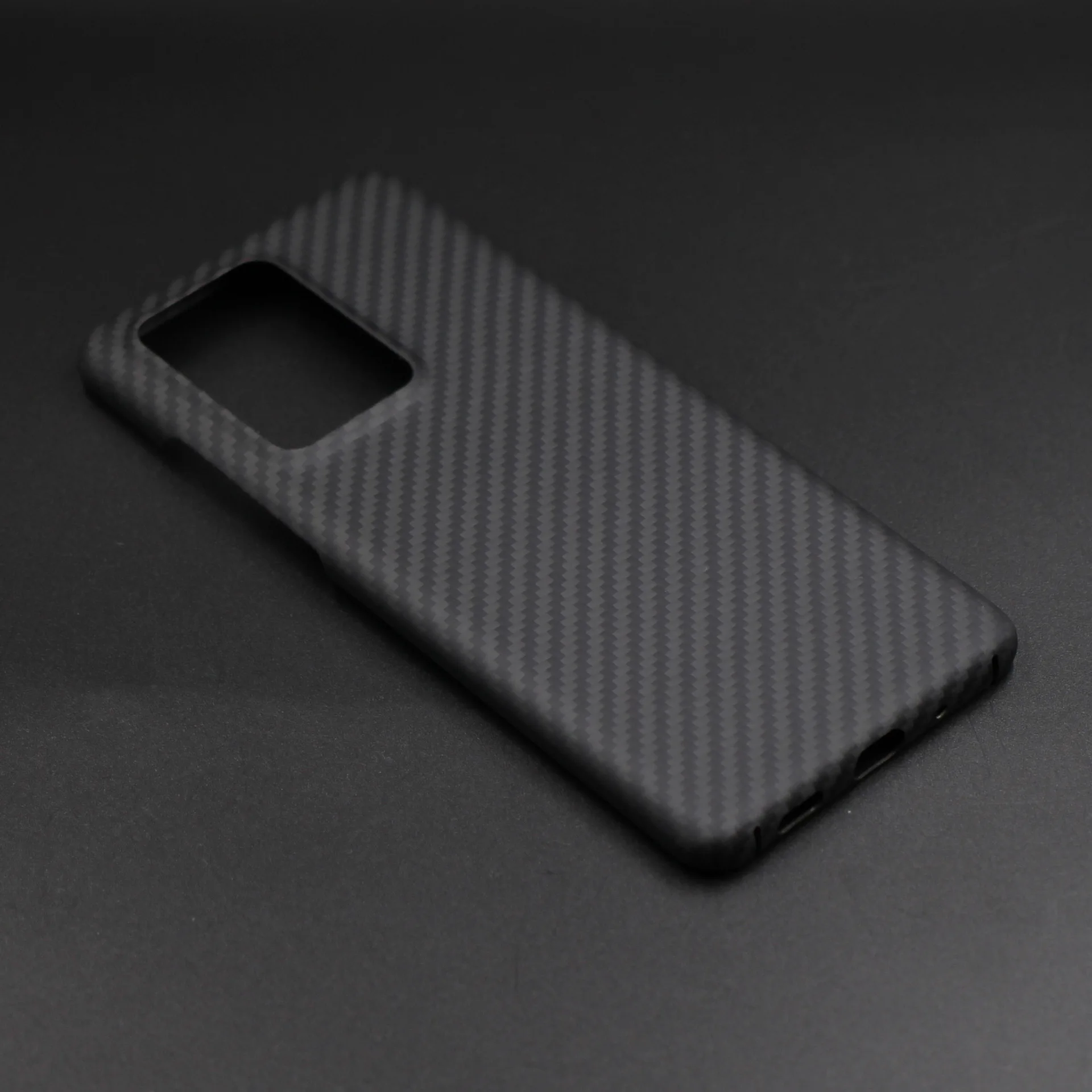 YTF-carbon real carbon fiber phone cover for Samsung Galaxy S20 FE 5G case Anti-fall business case S20 plus S20 Ultra shell
YTF-carbon real carbon fiber phone cover for Samsung Galaxy S20 FE 5G case Anti-fall business case S20 plus S20 Ultra shell