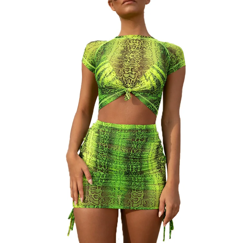 Tinastyle Two Piece Set Printed Summer Dress 2021 Lace Up Pleated Bodycon Bandage Dress Women Short Sleeve Beach Holiday Dress
Tinastyle Two Piece Set Printed Summer Dress 2021 Lace Up Pleated Bodycon Bandage Dress Women Short Sleeve Beach Holiday Dress