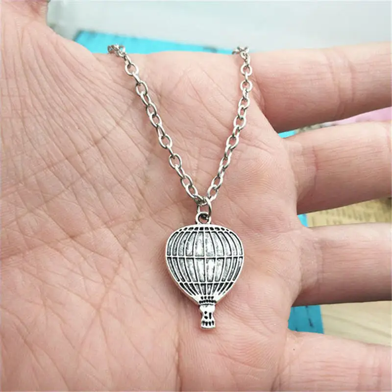 Hot Air Balloon Vintage Charm Creative Chain Necklace Women Pendants Fashion Jewelry Accessory ,Friend Gifts Necklace
Hot Air Balloon Vintage Charm Creative Chain Necklace Women Pendants Fashion Jewelry Accessory ,Friend Gifts Necklace
