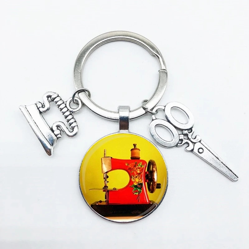 Fashion new sewing machine pattern series keychain scissors iron pendant car backpack handbag keychain gift best choice
Fashion new sewing machine pattern series keychain scissors iron pendant car backpack handbag keychain gift best choice