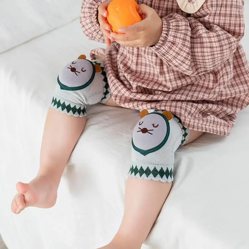 1 Pair Baby Summer Safety Crawling Knee Pad Breathable Mesh Elbow Cushion Newborn Sweet Cartoon Fruit Animal Knee Protector
1 Pair Baby Summer Safety Crawling Knee Pad Breathable Mesh Elbow Cushion Newborn Sweet Cartoon Fruit Animal Knee Protector