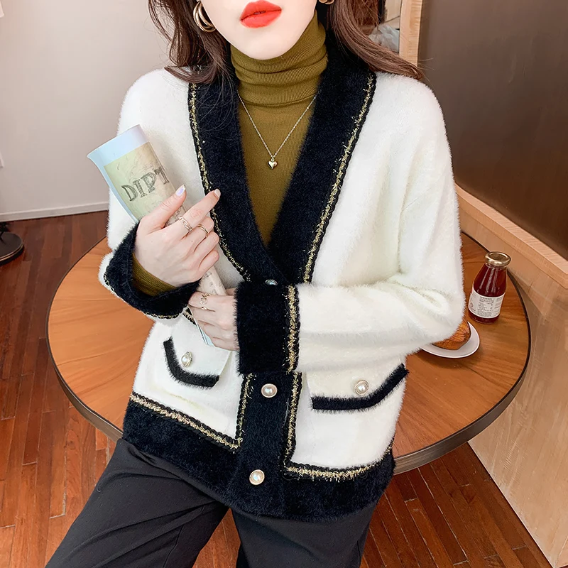 2021 autumn and winter new retro small fragrance elegant temperament jacket women loose thick cardigan jacket
2021 autumn and winter new retro small fragrance elegant temperament jacket women loose thick cardigan jacket