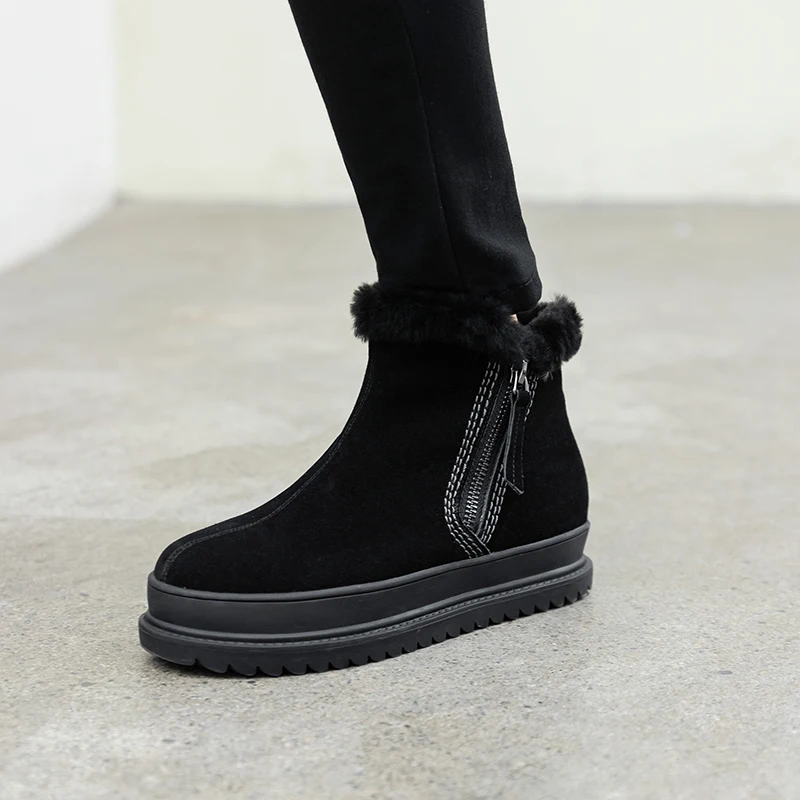 Suede leather flat platform Women ankle snow Boots winter warm ladies boots zipper casual Shoes Woman large size 42 43
Suede leather flat platform Women ankle snow Boots winter warm ladies boots zipper casual Shoes Woman large size 42 43