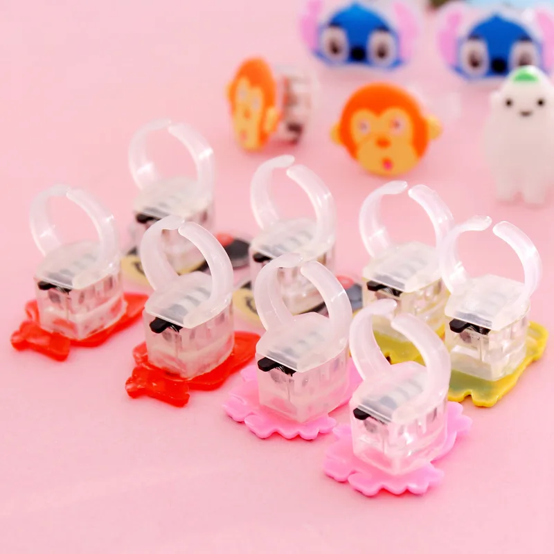 5pc/set Luminous Rings Stars Shine In The Dark Children's Toys Flash LED Cartoon Lights Glow In The Dark Toys for Kids Toys E
5pc/set Luminous Rings Stars Shine In The Dark Children's Toys Flash LED Cartoon Lights Glow In The Dark Toys for Kids Toys E