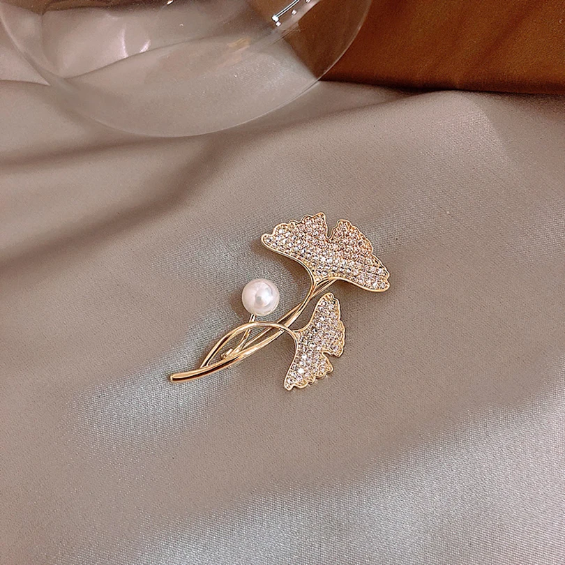 Friends Party Wear Lapel Pins брошь женская Women's Brooch Cute Rhinestone Jacket Chest Jewelry Alloy Regardless Of Season
Friends Party Wear Lapel Pins брошь женская Women's Brooch Cute Rhinestone Jacket Chest Jewelry Alloy Regardless Of Season