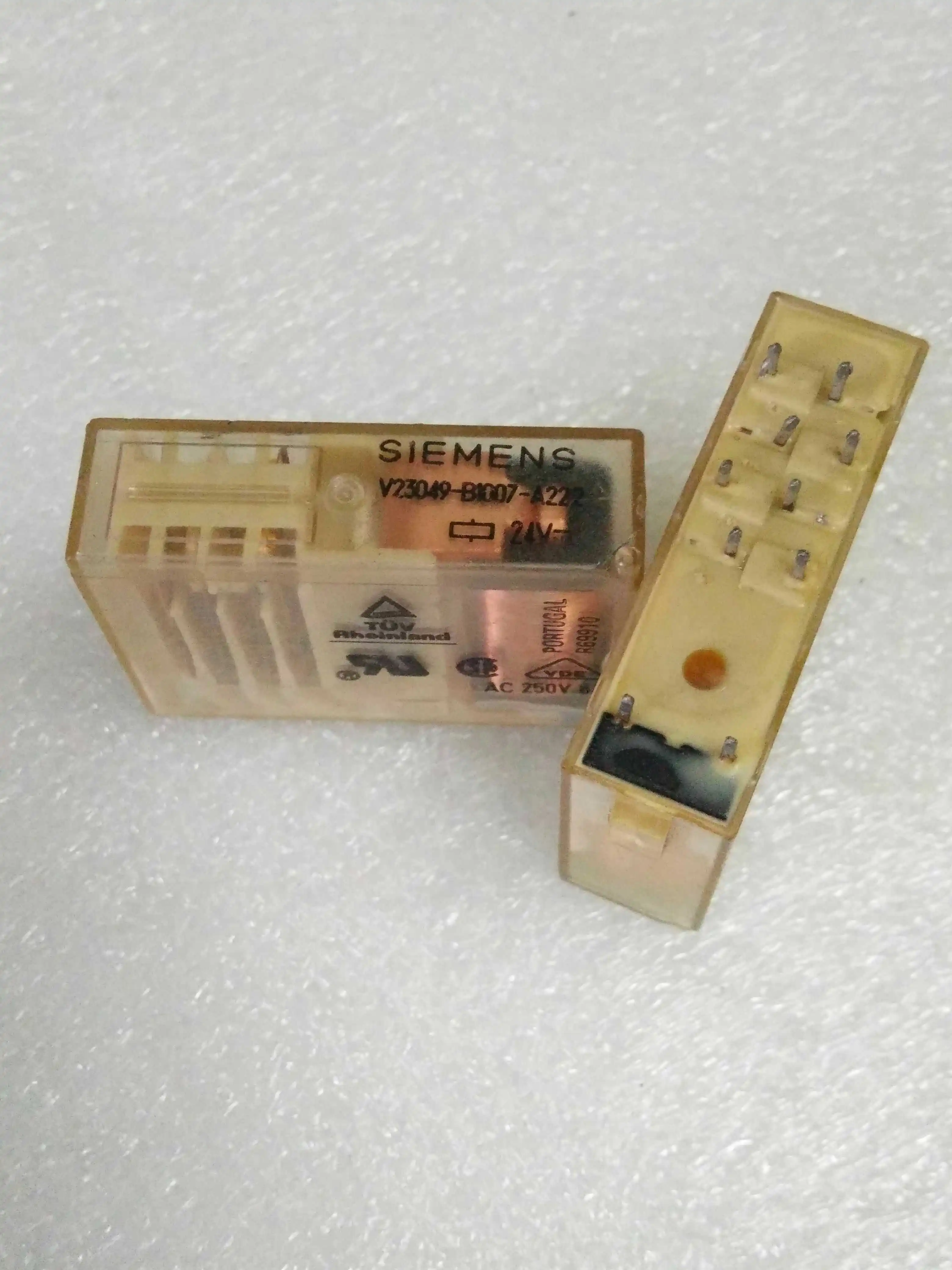 Free shipping New V23049-B1007-A222 V23049-A1106-A311 V23049-A1107-A311 V23049-B1007-A331
Free shipping New V23049-B1007-A222 V23049-A1106-A311 V23049-A1107-A311 V23049-B1007-A331