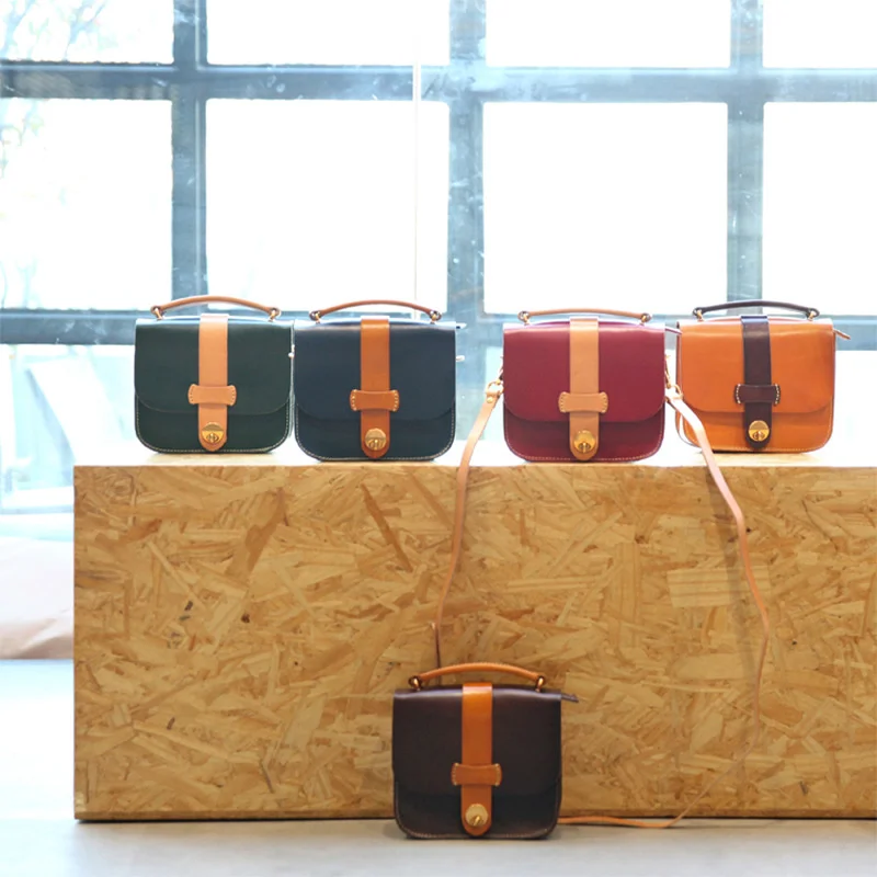 Leather women's bag top layer cow leather 2020 manual vegetable tanning leather small square bag handbag Guangzhou Women's bag
Leather women's bag top layer cow leather 2020 manual vegetable tanning leather small square bag handbag Guangzhou Women's bag