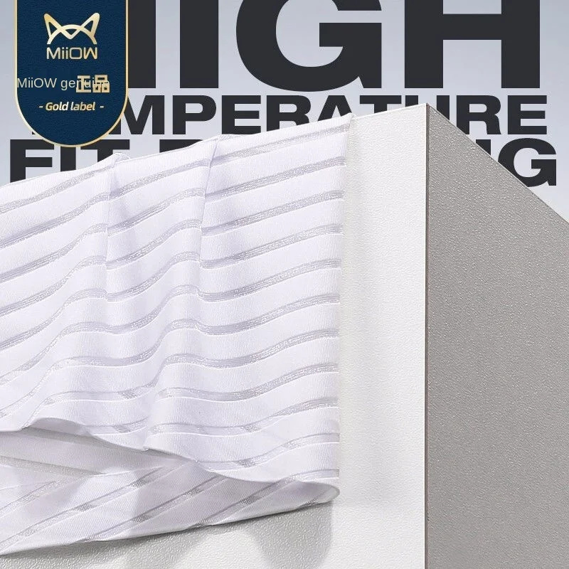 Brand MiiOW Men's Underwear New Fashion Sexy Trend Loose Ice Silk Boxer Shorts Antibacterial Breathable Adult 3 Pieces 
Brand MiiOW Men's Underwear New Fashion Sexy Trend Loose Ice Silk Boxer Shorts Antibacterial Breathable Adult 3 Pieces