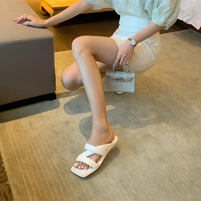 Bailamos 2021Summer Women Slippers Open Toe Low Heel Slides Female Outdoor Flat Shoes Casual Beach Snadal Shoes Ladies Flip Flop
Bailamos 2021Summer Women Slippers Open Toe Low Heel Slides Female Outdoor Flat Shoes Casual Beach Snadal Shoes Ladies Flip Flop
