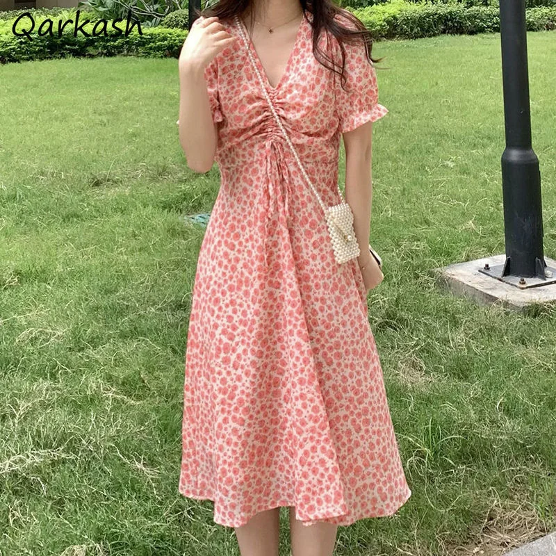 Dresses Women Elegant Female Fashion All-match Summer V-neck Korean Style Simple Basic Retro Slim Popular Vestidos Girls Student
Dresses Women Elegant Female Fashion All-match Summer V-neck Korean Style Simple Basic Retro Slim Popular Vestidos Girls Student