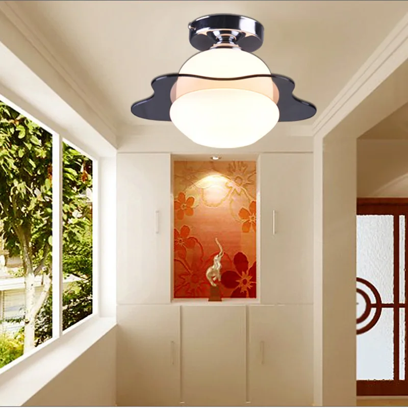 Modern Simple Dining Room Creative Walkway Lamp Atmosphere Master Bedroom Headboard Single Head Glass Chandelier
Modern Simple Dining Room Creative Walkway Lamp Atmosphere Master Bedroom Headboard Single Head Glass Chandelier