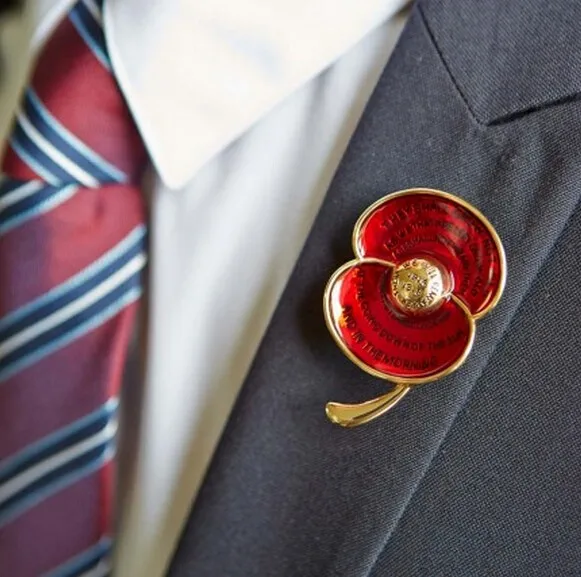 Ode of Remembrance Red Enamel Poppy Brooch First World War Centenary Badge Engraved with Poem "For the Fallen"
Ode of Remembrance Red Enamel Poppy Brooch First World War Centenary Badge Engraved with Poem "For the Fallen"