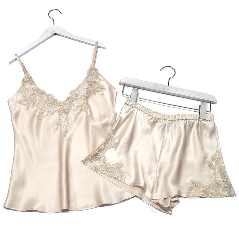 Summer Silk Silk Pajamas Women's Camisole Super Short Shorts Two-Piece Suit Sexy Lace Two-Piece Homewear
Summer Silk Silk Pajamas Women's Camisole Super Short Shorts Two-Piece Suit Sexy Lace Two-Piece Homewear
