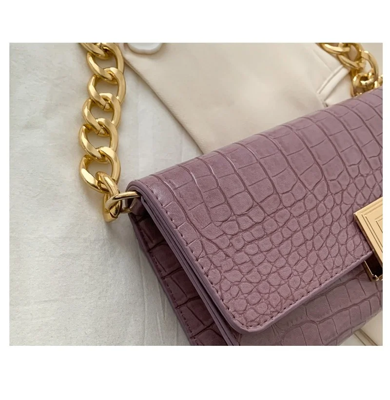 Female Bag 2021 Temperament Small Square Bag Wild Fashion Shoulder Bag Mini Underarm Bag New Messenger Bag Niche Handbag purse
Female Bag 2021 Temperament Small Square Bag Wild Fashion Shoulder Bag Mini Underarm Bag New Messenger Bag Niche Handbag purse