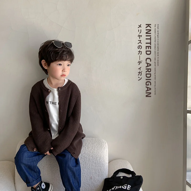 2021 Autumn new boys and girls casual simple knitted cardigans Japan style children loose long sleeve sweaters
2021 Autumn new boys and girls casual simple knitted cardigans Japan style children loose long sleeve sweaters