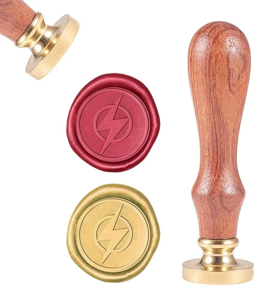 1PC Wax Seal Stamp Wax Sealing Stamps Lightning Vintage Wax Seal Stamp Retro Wood Stamp Removable Brass Seal Wood Handle
1PC Wax Seal Stamp Wax Sealing Stamps Lightning Vintage Wax Seal Stamp Retro Wood Stamp Removable Brass Seal Wood Handle