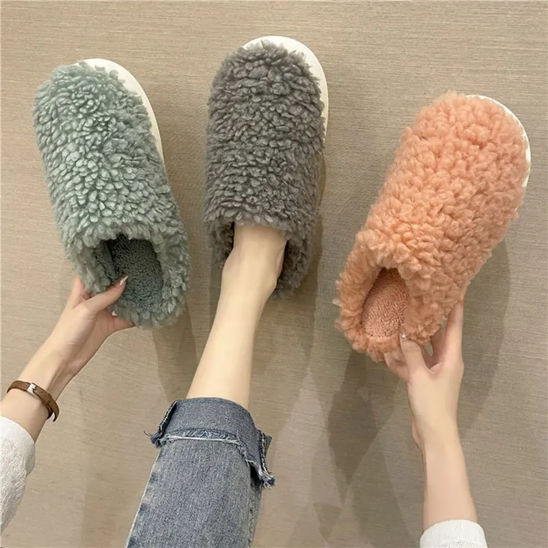 Women Fluffy Slippers Platform House Slippers Soft Sole Slip-on Fuzzy Slides Casual Flat Lady Bedroom Fur Shoes zapatillas mujer 
Women Fluffy Slippers Platform House Slippers Soft Sole Slip-on Fuzzy Slides Casual Flat Lady Bedroom Fur Shoes zapatillas mujer