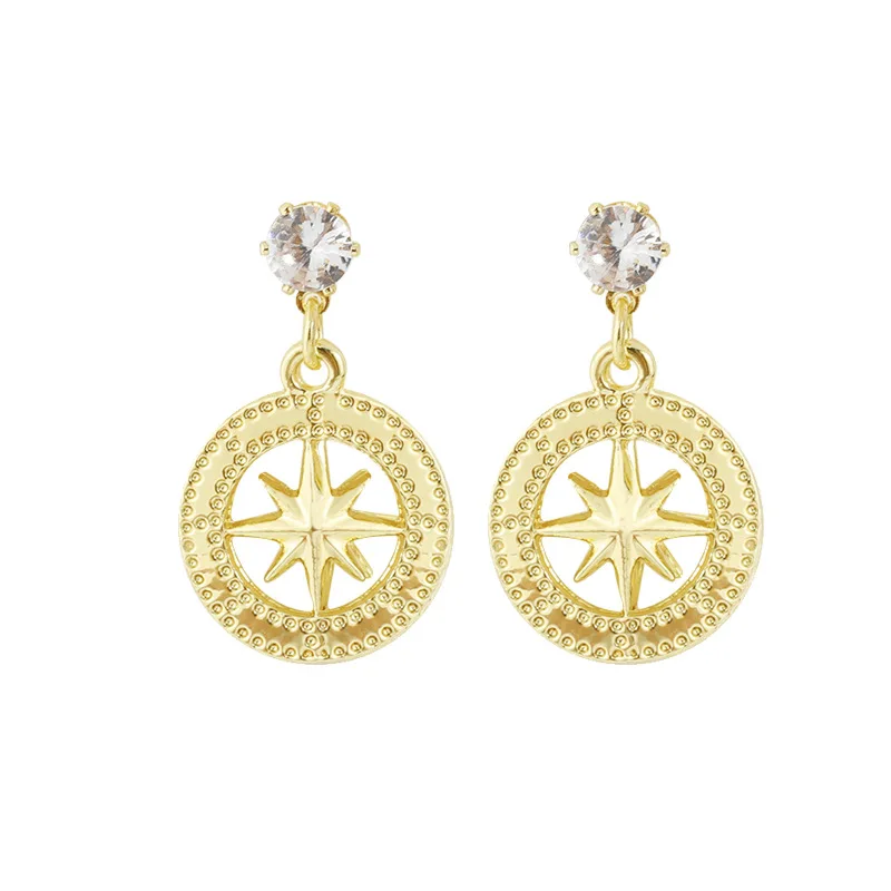 V482 S925 silver needle Korean temperament simple hollow eight-pointed star girl high-end small earrings
V482 S925 silver needle Korean temperament simple hollow eight-pointed star girl high-end small earrings