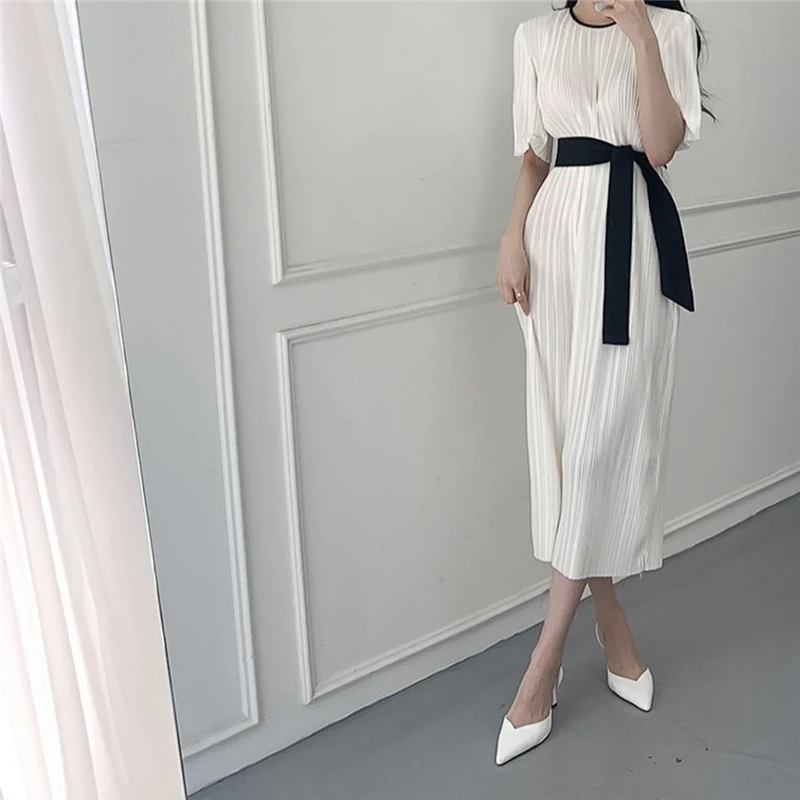 Korean Chic Elegant O Neck Woman Dress Lace Up Waist Office Ladies Short Sleeve Robe Femme Celebrity Runway Party Dress Vestidos
Korean Chic Elegant O Neck Woman Dress Lace Up Waist Office Ladies Short Sleeve Robe Femme Celebrity Runway Party Dress Vestidos