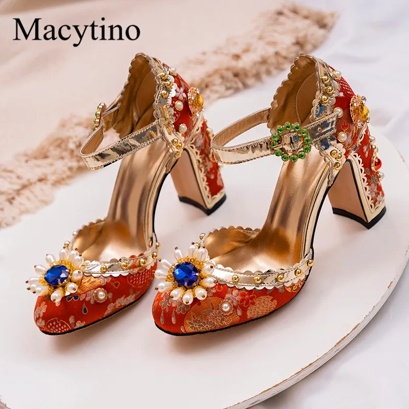 Gemstone crystal diamond flower design ladies high heel sandals round toe thick heel high heel sandals fashion party sandals
Gemstone crystal diamond flower design ladies high heel sandals round toe thick heel high heel sandals fashion party sandals