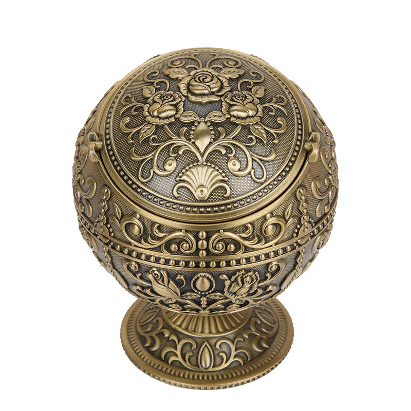With a lid multi-functional creative smoke cylinder European ashtray living room metal living room KTV office home has a lid
With a lid multi-functional creative smoke cylinder European ashtray living room metal living room KTV office home has a lid
