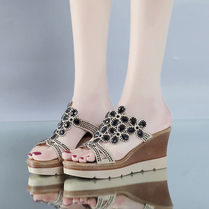 2021 summer new high-heeled slippers with rhinestone heels, Korean edition slippers, womens platform slippers, platform slipper
2021 summer new high-heeled slippers with rhinestone heels, Korean edition slippers, womens platform slippers, platform slipper