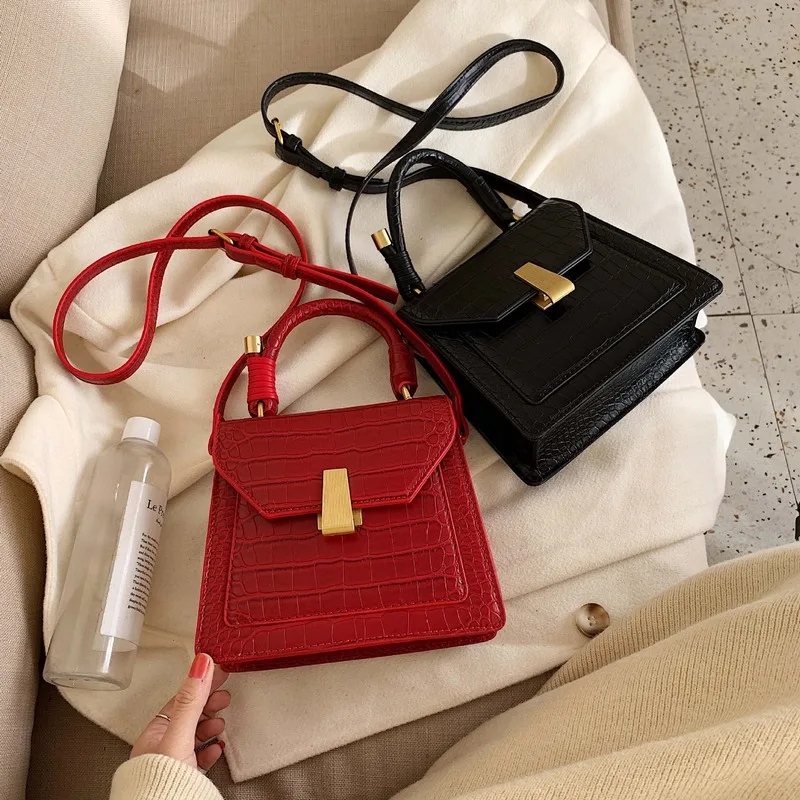 Female Bag 2021 Autumn and Winter New Fashion Portable Small Package Middle One-Shoulder Shoulder Bag
Female Bag 2021 Autumn and Winter New Fashion Portable Small Package Middle One-Shoulder Shoulder Bag