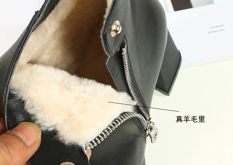 VALLU new fashion women's boots leather waterproof platform thick bottom high heel thick heel short boots real wool snow boots
VALLU new fashion women's boots leather waterproof platform thick bottom high heel thick heel short boots real wool snow boots
