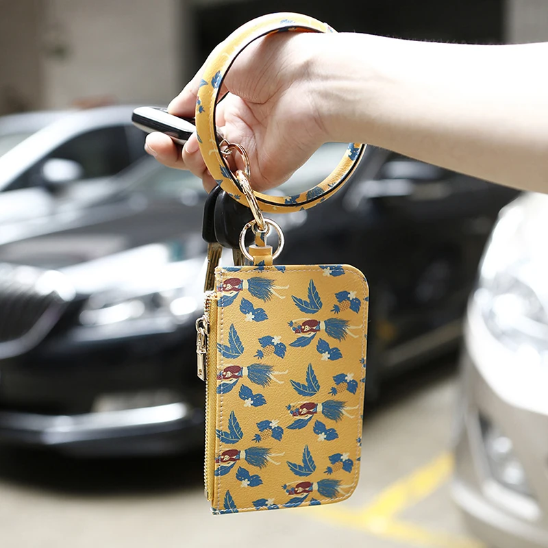2022 New Trend Bracelet Keychain Cute High Quality PU Leather Tassel Purse Wallet Card Bag Key Ring Wrist Pendant
2022 New Trend Bracelet Keychain Cute High Quality PU Leather Tassel Purse Wallet Card Bag Key Ring Wrist Pendant