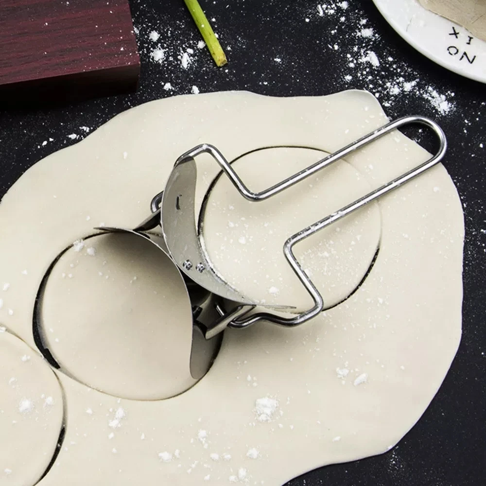 2pcs Dumplings Maker Stainless Steel Tool Dumplings Mold Kitchen Small Tools Fast Lazy Dumplings Making Home Kitchen Tools
2pcs Dumplings Maker Stainless Steel Tool Dumplings Mold Kitchen Small Tools Fast Lazy Dumplings Making Home Kitchen Tools