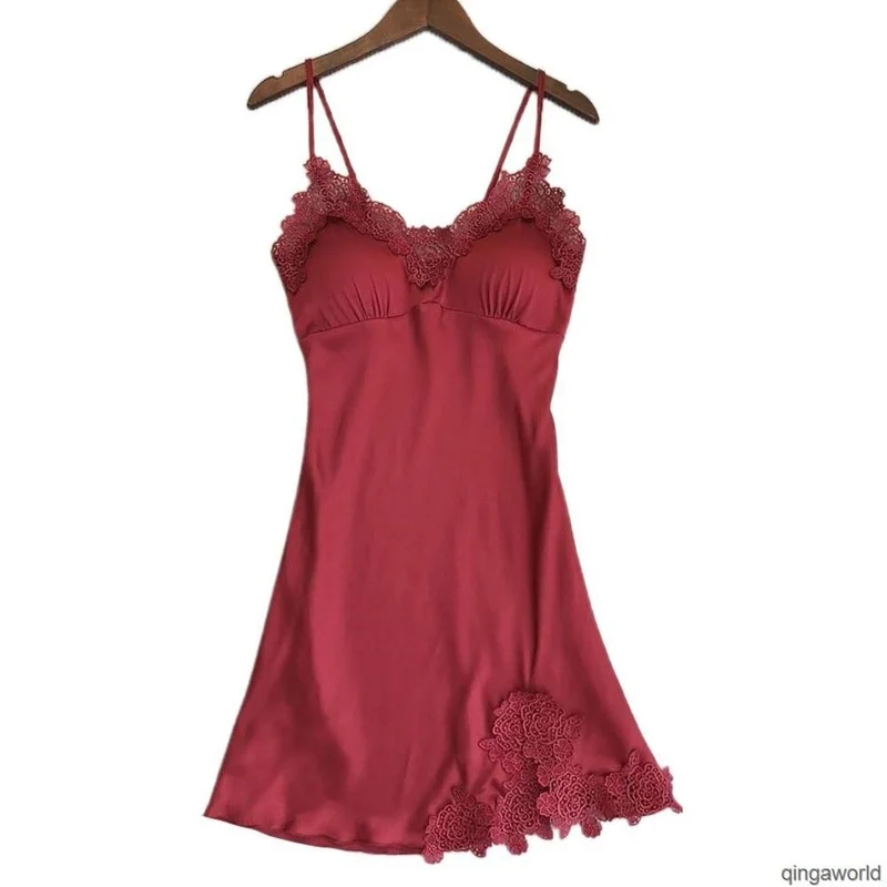 Women's Sleeveless Sexy Lace Printed Nightdress Summer Ice Silk Fashion Casual Sleepwear Suspender V-neck Decal Soft Nightgowns
Women's Sleeveless Sexy Lace Printed Nightdress Summer Ice Silk Fashion Casual Sleepwear Suspender V-neck Decal Soft Nightgowns