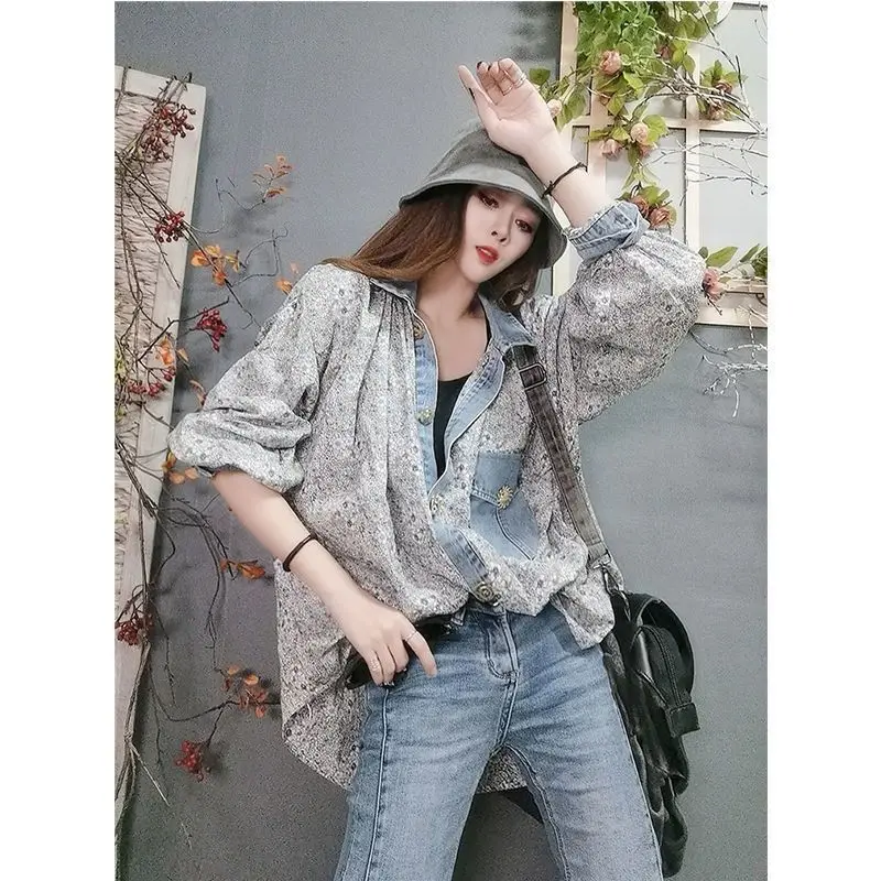 Women 's Shirt 2021 Spring And Autumn New Floral Vintage Stitching Lapel Long Sleeve Single-Breasted Top
Women 's Shirt 2021 Spring And Autumn New Floral Vintage Stitching Lapel Long Sleeve Single-Breasted Top