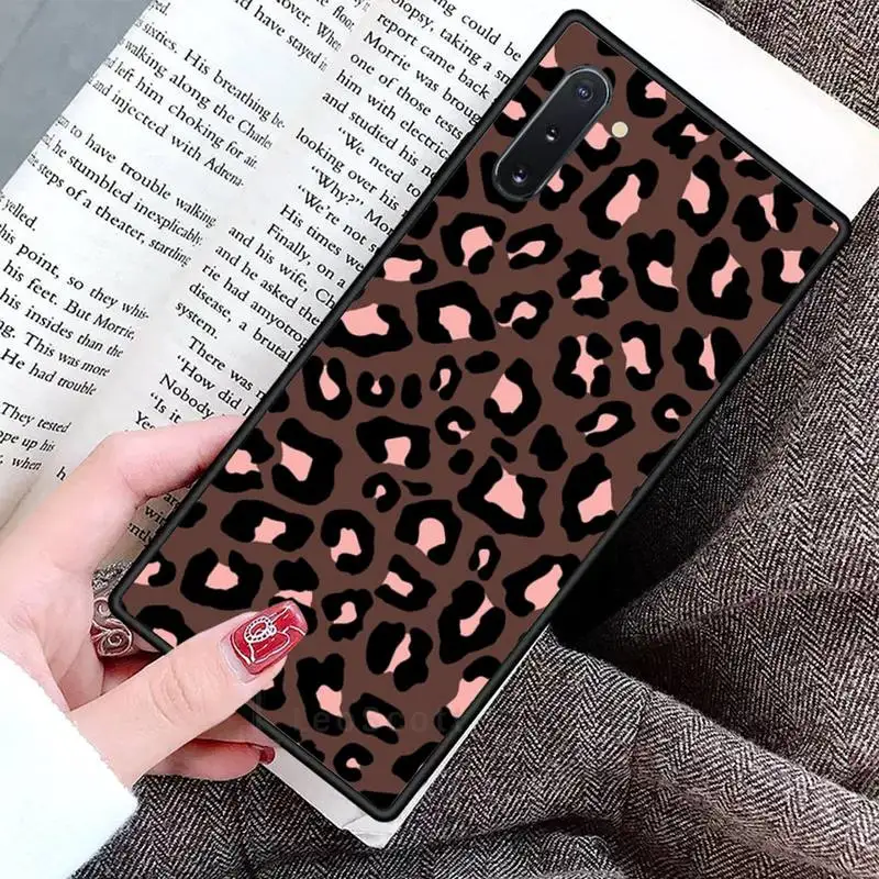 Leopard Phone Cases For Samsung Galaxy S8 S9 S10 Plus S10E Note 3 4 5 6 7 8 9 10 Pro Lite cover
Leopard Phone Cases For Samsung Galaxy S8 S9 S10 Plus S10E Note 3 4 5 6 7 8 9 10 Pro Lite cover
