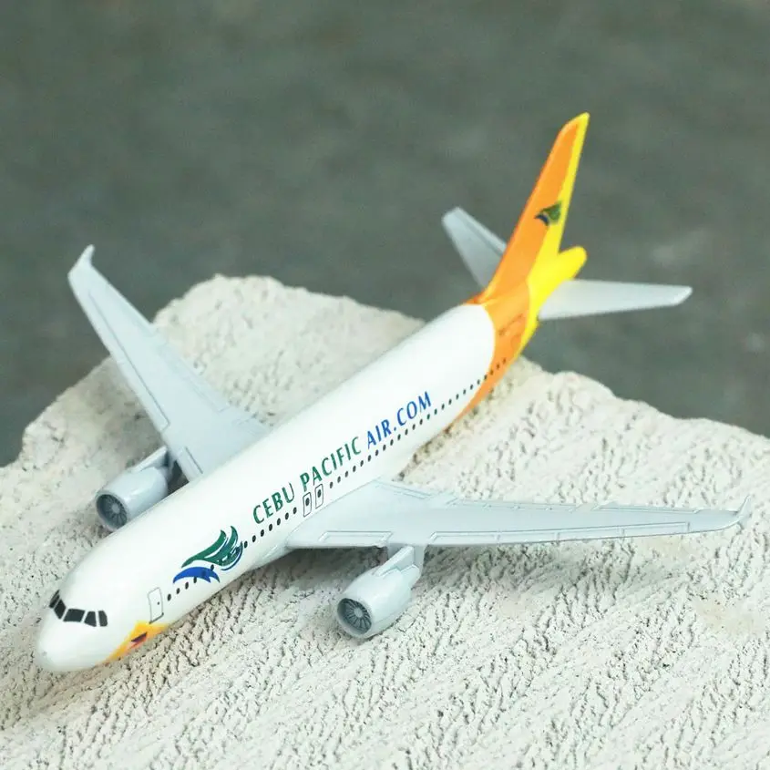Philippine Cebu Pacific Airlines A320 Aircraft Model 6" Metal Airplane Diecast Moto Collection Eduactional Toys for Children
Philippine Cebu Pacific Airlines A320 Aircraft Model 6" Metal Airplane Diecast Moto Collection Eduactional Toys for Children