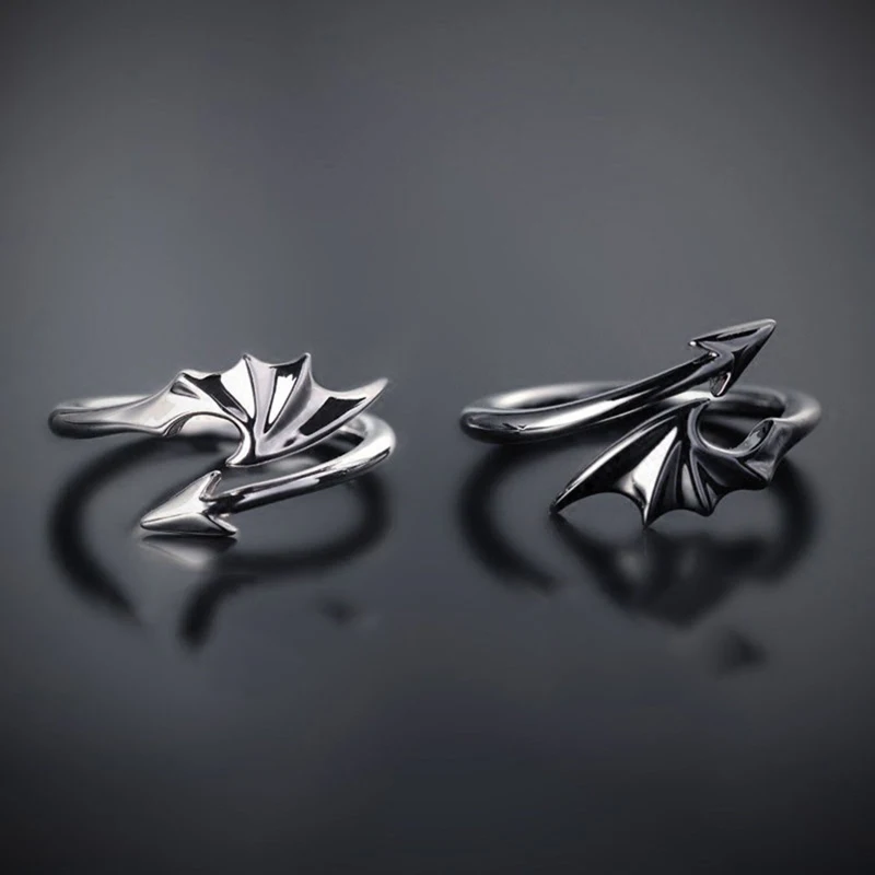 2021 New Couple Rings for Men Women Fashion Simple Punk Finger Gothic Evil Wings Arrow Open Lovers Jewelry Gifts
2021 New Couple Rings for Men Women Fashion Simple Punk Finger Gothic Evil Wings Arrow Open Lovers Jewelry Gifts