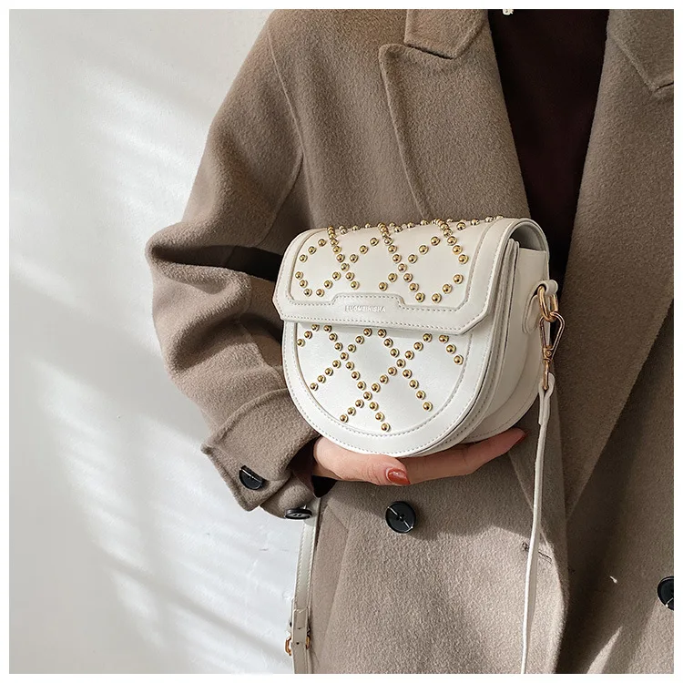 Summer Rivet Small Bag 2021 New Fashion Fashion Women Shoulder Bag Summer Texture Crossbody All-Matching Ins Saddle Bag
Summer Rivet Small Bag 2021 New Fashion Fashion Women Shoulder Bag Summer Texture Crossbody All-Matching Ins Saddle Bag